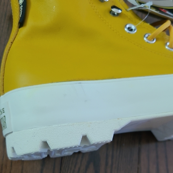 NEW Converse Chuck Taylor All Star Hi Gold Dart Gore-Tex Leather Women size 9.5 - Picture 13 of 13
